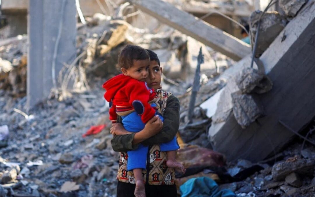 في يوم الطفل العالمي  مركز “شمس” أطفال فلسطين : طفولة تُجسد مأساة إنسانية متواصلة في ظل العدوان والإبادة
